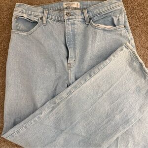 Abercrombie & Fitch Women’s Straight Jeans